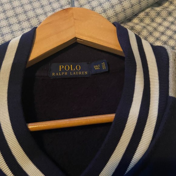 Coats/Jackets - Picture 5 of 9